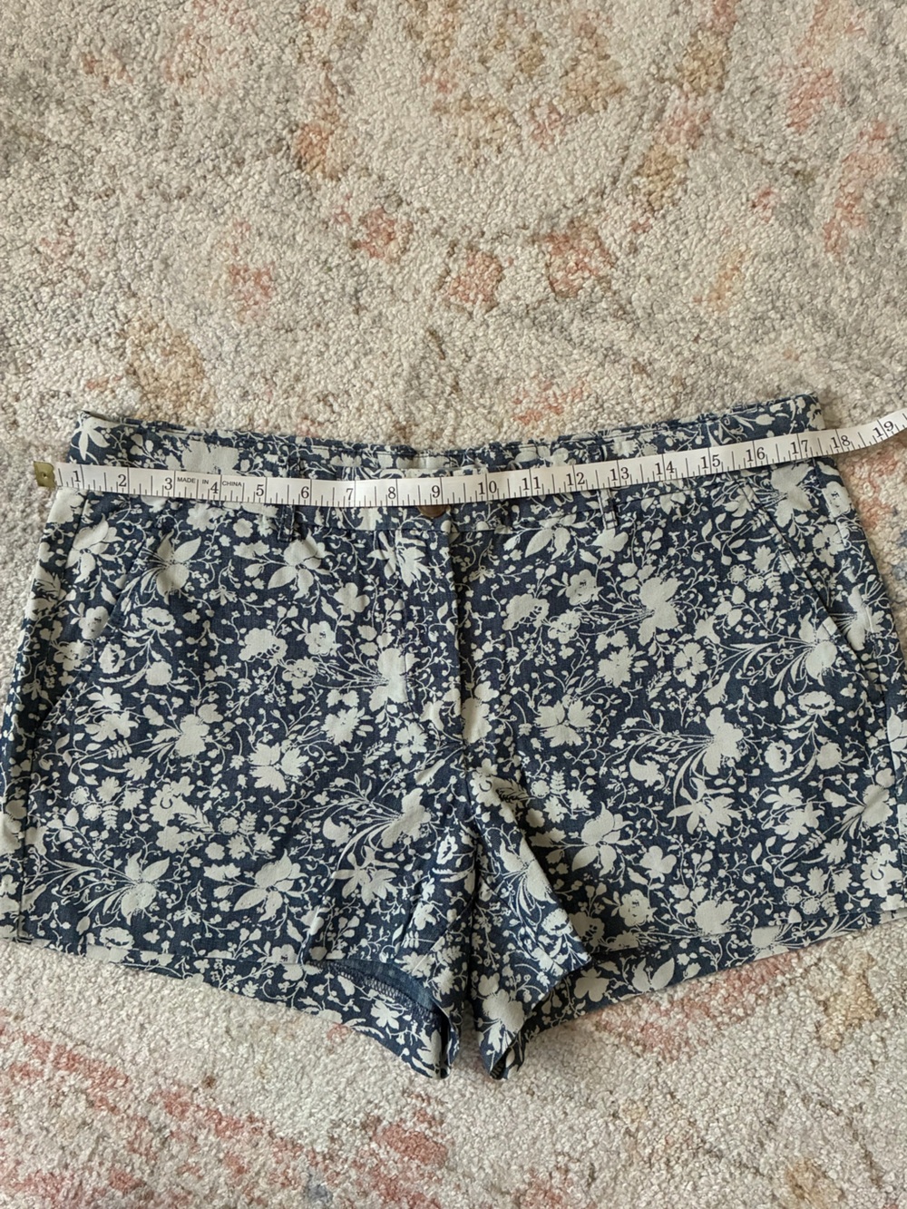 GAP Botanical Floral Print Resort wear Shorts-Size 8- - Picture 3 of 6